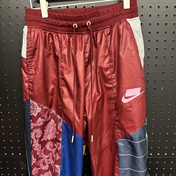 Nike Sportswear Women's Woven Track Pants AR2940-677 Size Small (131) - Picture 2 of 12